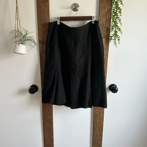 Ann Taylor Loft Black Linen Flared Tulip Skirt Woman’s Size 12 - Picture 13 of 16